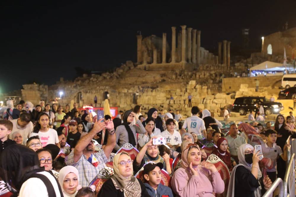 فعاليات متنوعة على الساحة الرئيسية تجمع بين التراث والفن المعاصر في رحاب جرش