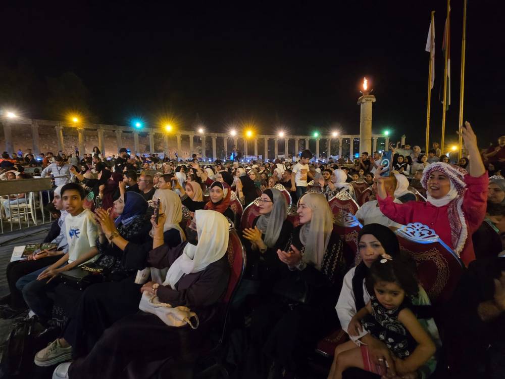 فعاليات متنوعة على الساحة الرئيسية تجمع بين التراث والفن المعاصر في رحاب جرش