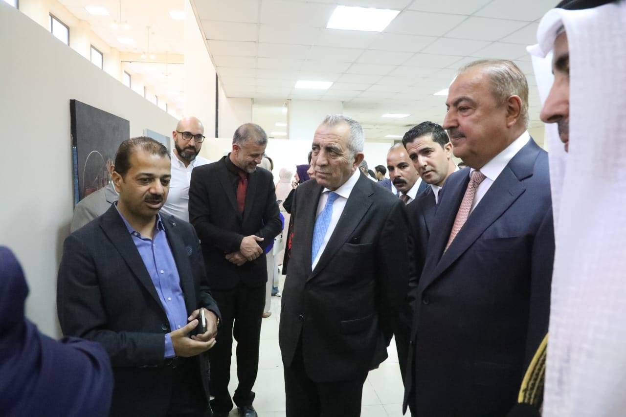 وزير الثقافة يفتتح معرض سيمبوزيوم الرسم والحروفية