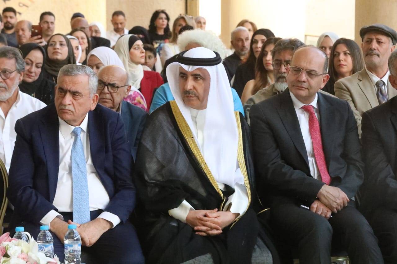 وزير الثقافة يفتتح معرض سيمبوزيوم الرسم والحروفية