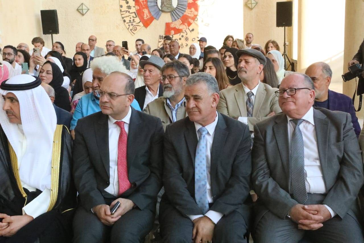 وزير الثقافة يفتتح معرض سيمبوزيوم الرسم والحروفية