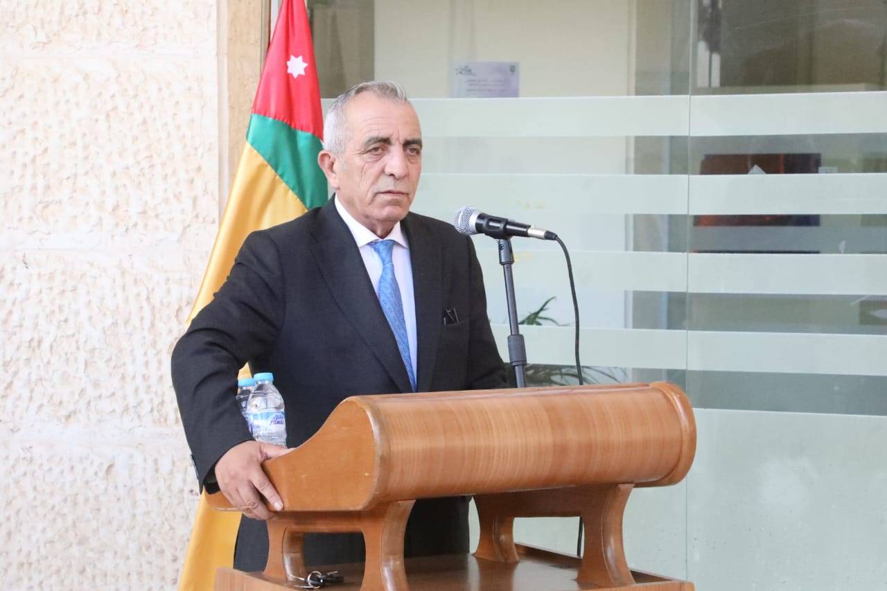 وزير الثقافة يفتتح معرض سيمبوزيوم الرسم والحروفية