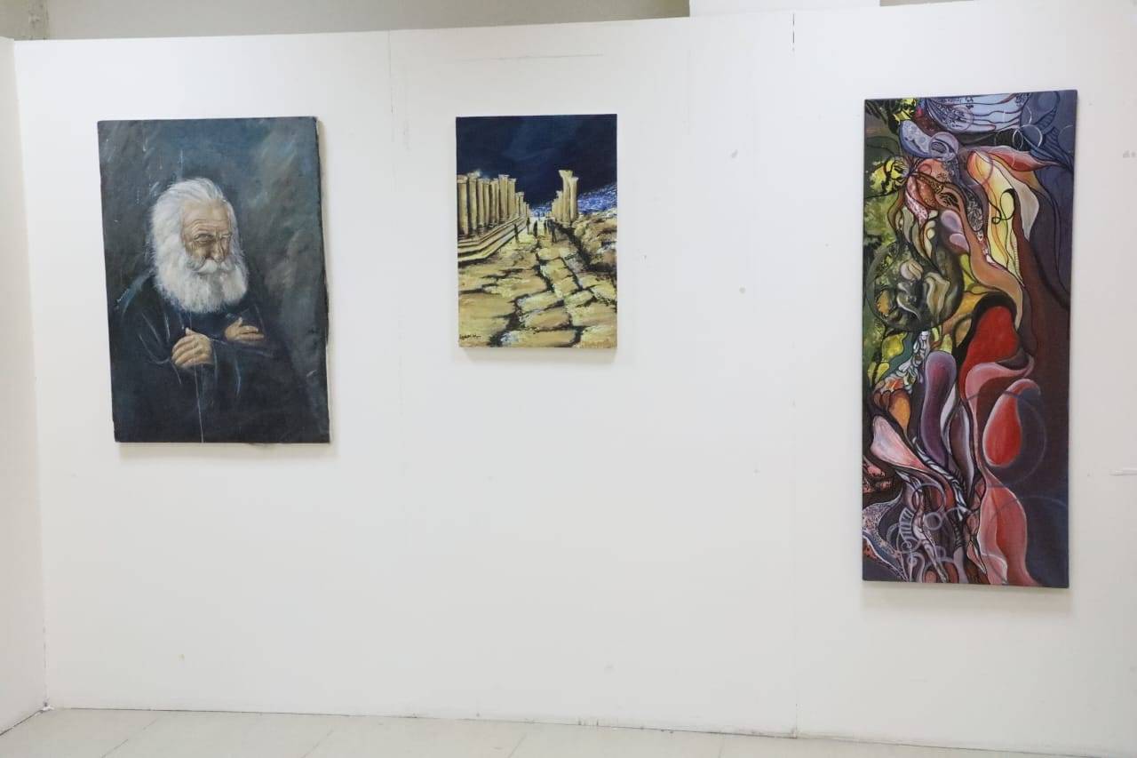 وزير الثقافة يفتتح معرض سيمبوزيوم الرسم والحروفية