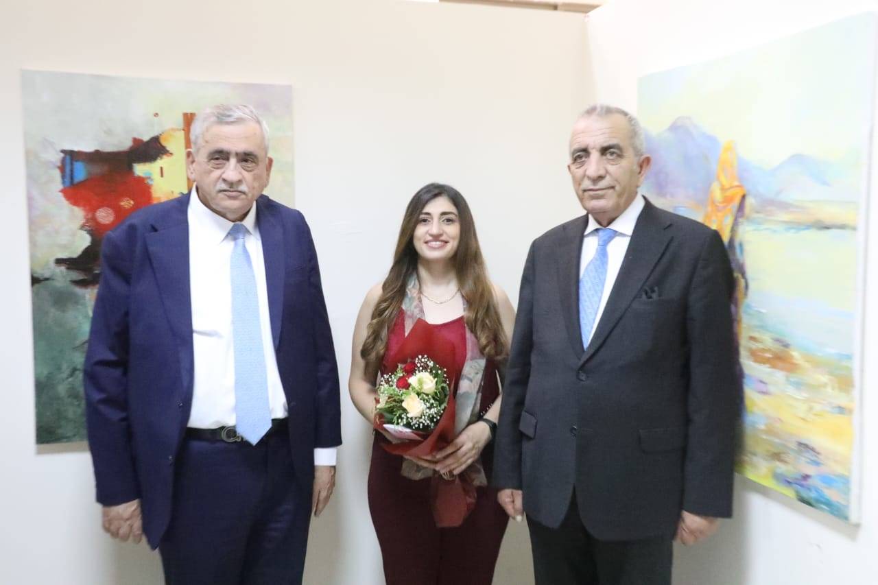 وزير الثقافة يفتتح معرض سيمبوزيوم الرسم والحروفية