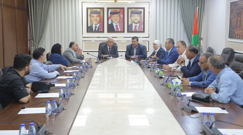 النواب” يبحثون أزمة المواقع الإلكترونية مع نقابة الصحفيين ويوصون بتعديل القانون وتخفيض الاشتراكات