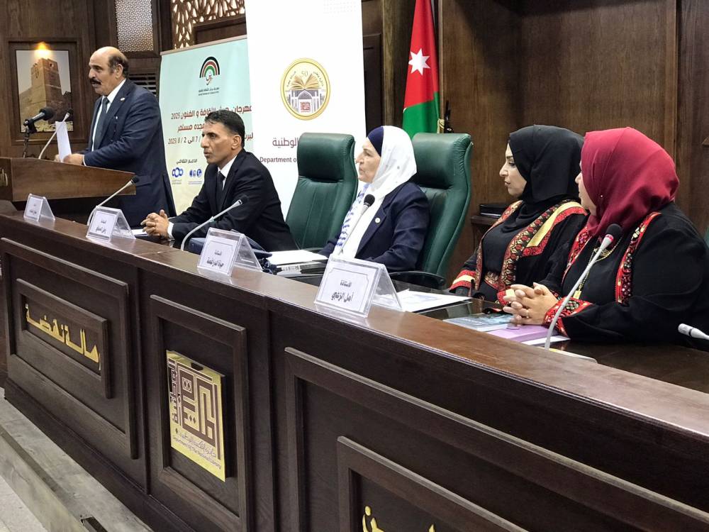 اتحاد الكتاب يقيم  أمسية نثرية فارساتها الزعبي والمفتي ودراغمة في فعاليات جرش39