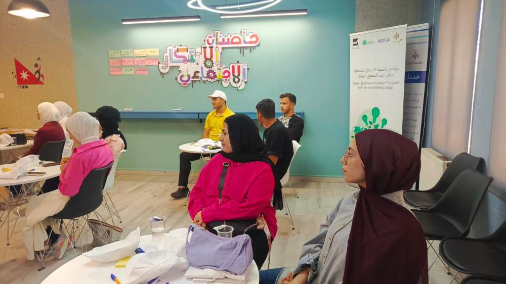 انطلاق معسكر الذكاء الاصطناعي والأمن السيبراني في مركز شباب وشابات حي الأمير محمد