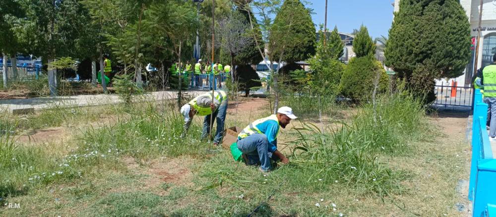 مديرية بيئة الزرقاء تطلق حملة بهمتنا.. نحمي بيئتنا في مدينة الأمير محمد للشباب