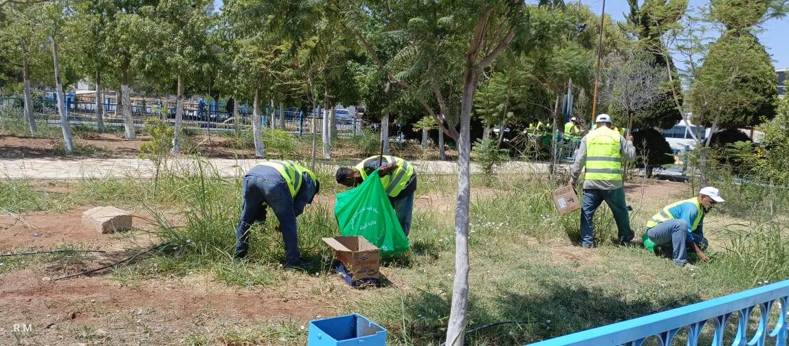 مديرية بيئة الزرقاء تطلق حملة بهمتنا.. نحمي بيئتنا في مدينة الأمير محمد للشباب