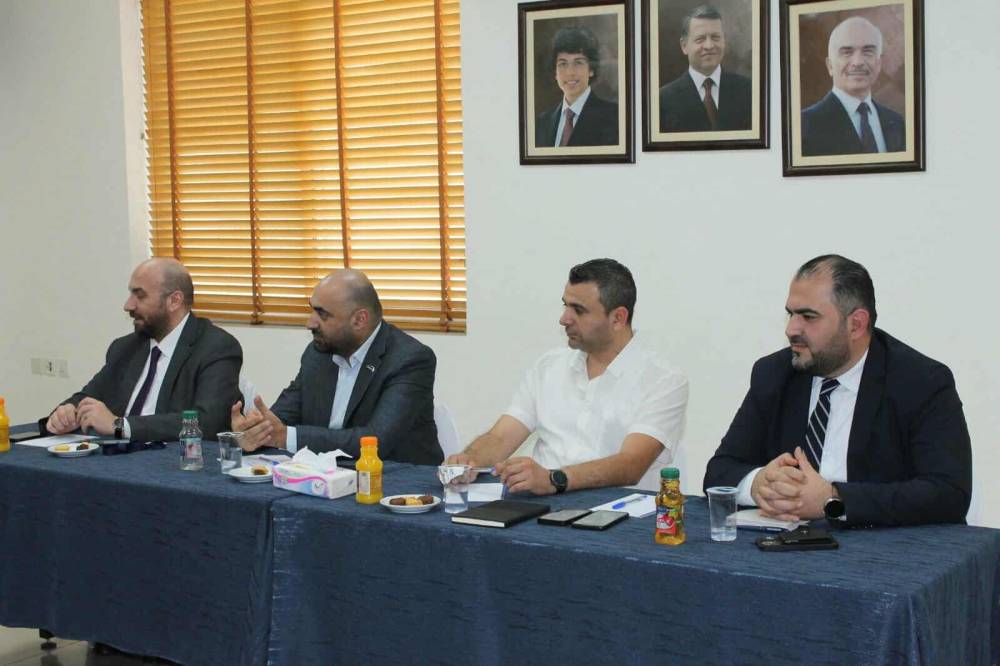  جمعية المستشفيات الخاصة تلتقي مع الشركة الوطنية لإدارة التأمينات الصحية(NatHealth)   