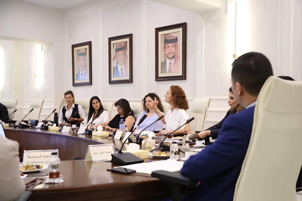 وزارة الشباب تبحث مع القطاع الخاص سبل تعزيز الشراكة لتمكين الشباب اقتصادياً