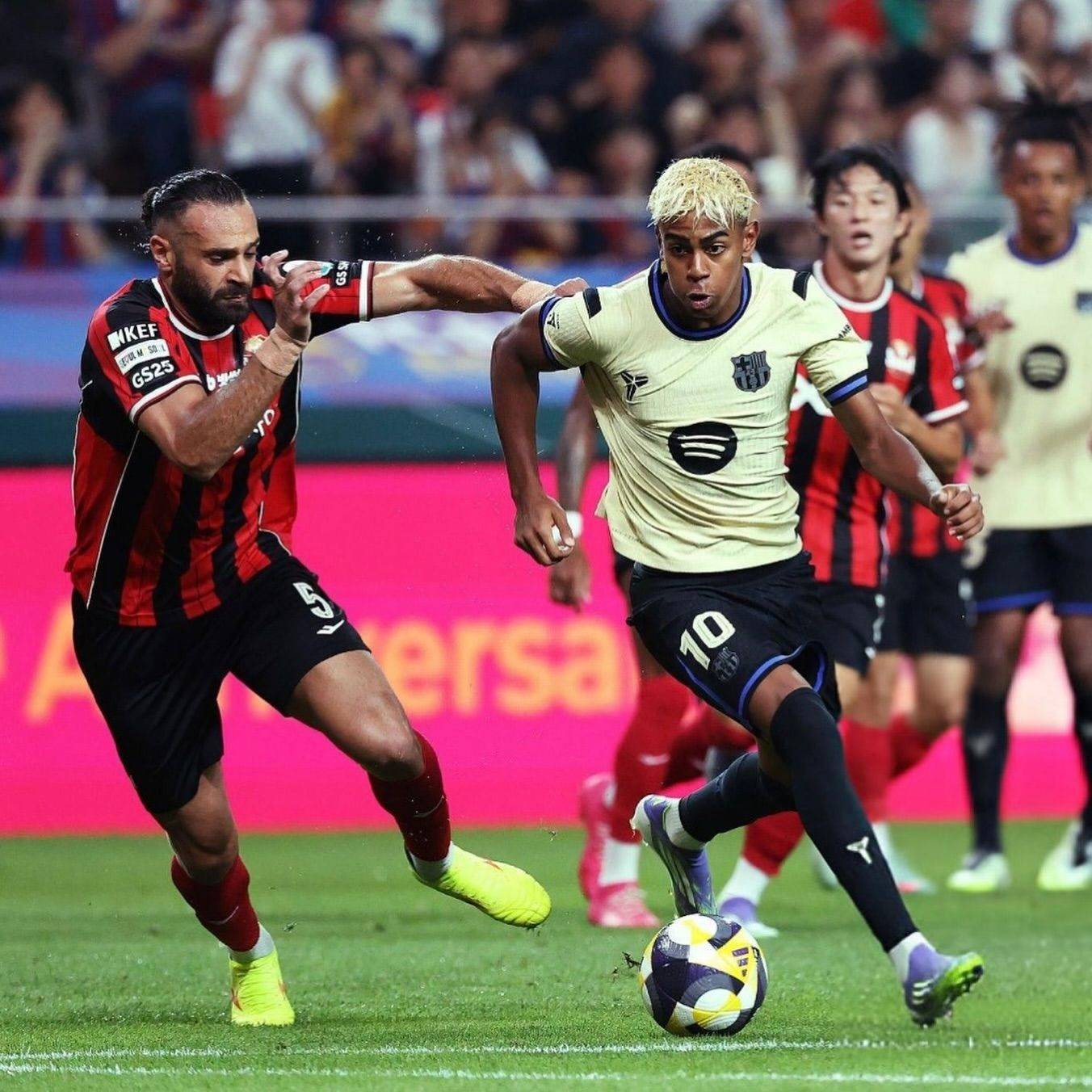 طالب عمان الأهلية يزن العرب يواصل التألق في الدوري الكوري الجنوبي