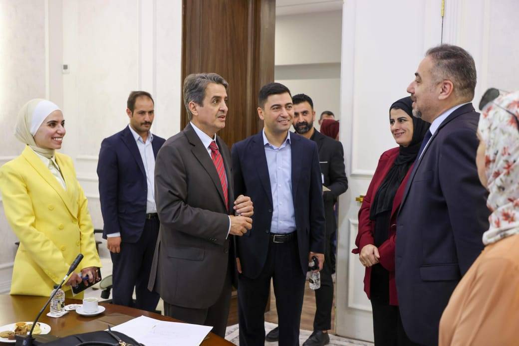 وزير الشباب يتفقد مرافق مدينة الحسين للشباب ويشيد بجهود التطوير والتأهيل