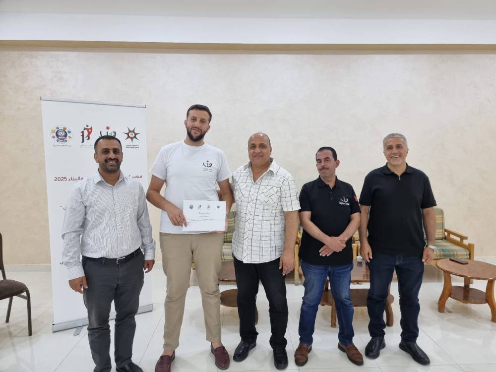 اختتام معسكر الذكاء الاصطناعي والروبوت في بيت شباب الزرقاء