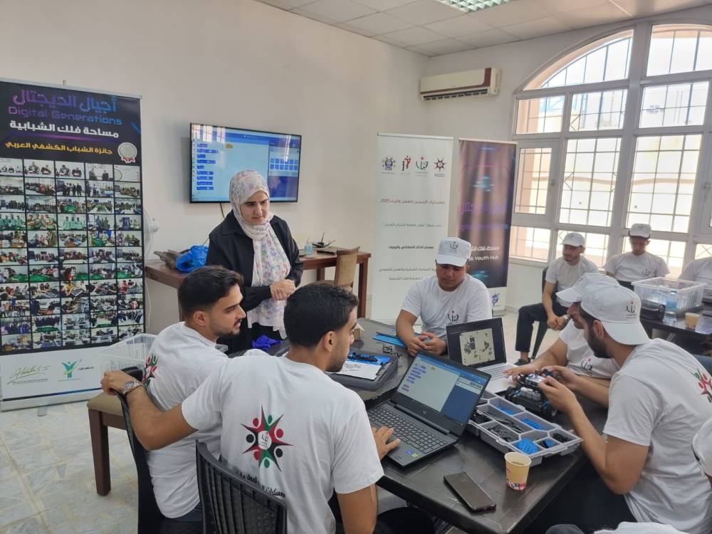 اختتام معسكر الذكاء الاصطناعي والروبوت في بيت شباب الزرقاء