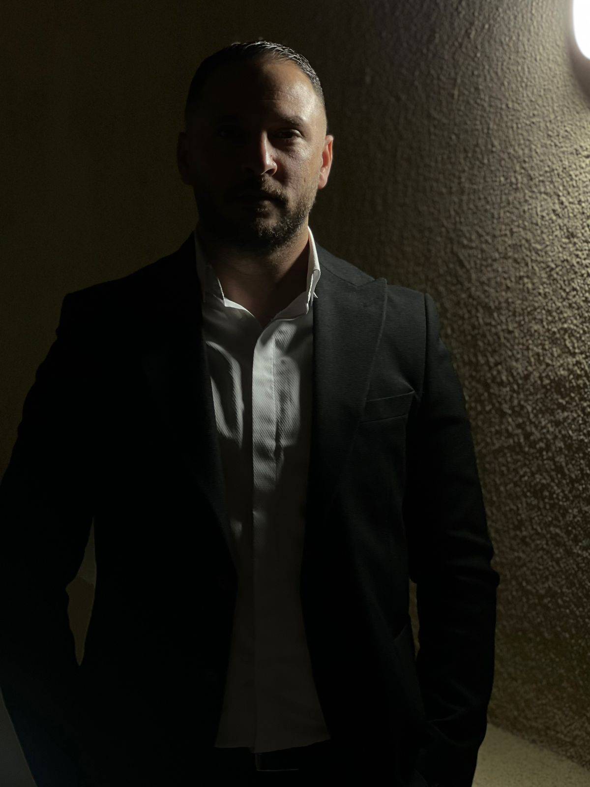 الصالحي ( راعي الاكشن ) يتجهز لإصدار أول تطبيق ذكي له