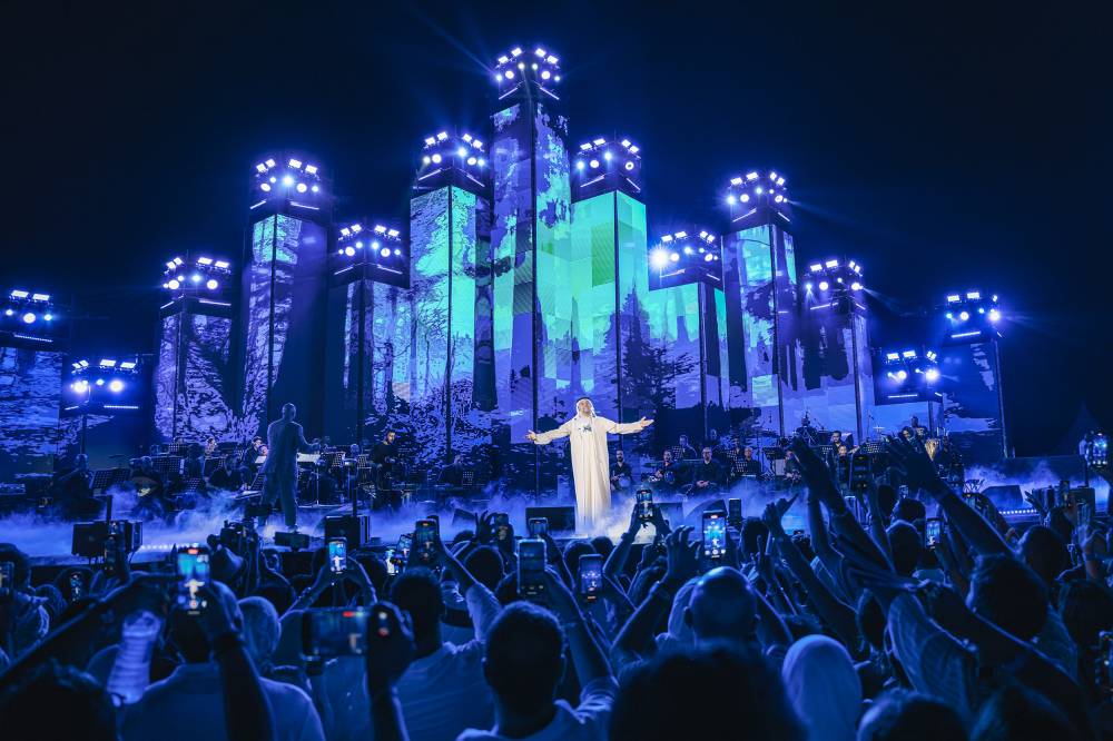 أرقام قياسية وجمهور غير مسبوق حسين الجسمي يتصدّر صيف الساحل الشمالي بليلة هي الأضخم والأكثر حضورًا في 2025   