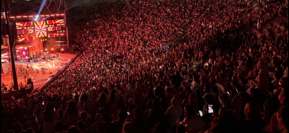 نجوى كرم تحطم الأرقام في قرطاج وتكتب فصلاً ذهبياً جديداً مع الجمهور التونسي