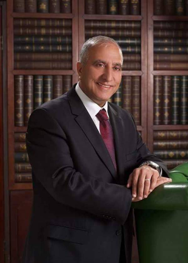 القيادة التربوية في زمن التحولات: بين التمكين والإلهام أ. د. اخليف الطراونة