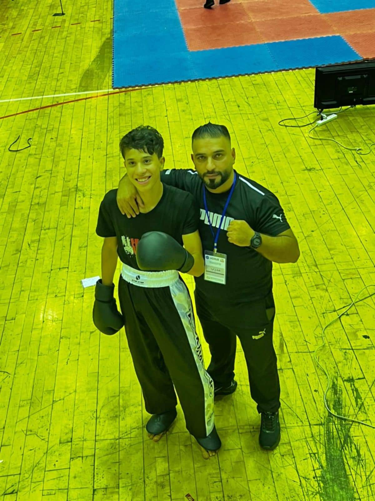 علي العمري*.. فتى ذهبي واعد في الكيك بوكسينغ*