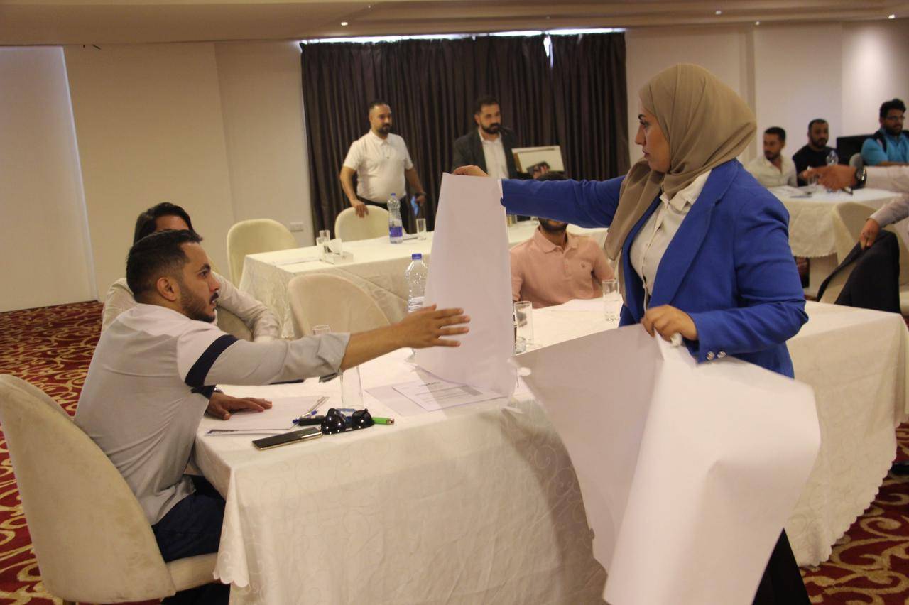 حقوقيون تطلق أصوات سياسية شابة: تخريج المشاركين في برنامج الظهور الإعلامي الحزبي 