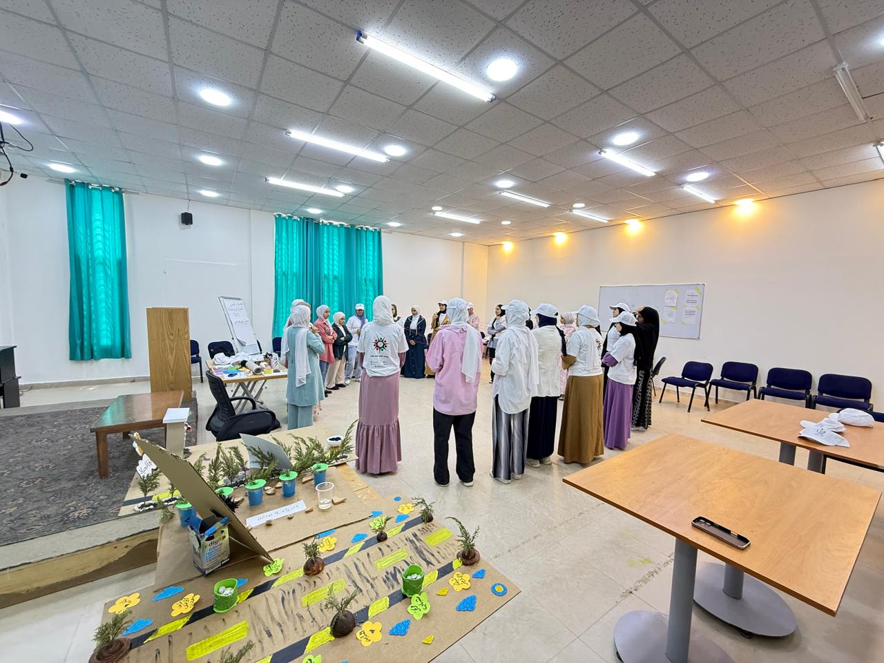 انطلاق معسكر التغير المناخي (الاقتصاد الأخضر) في مركز شباب وشابات الظليل