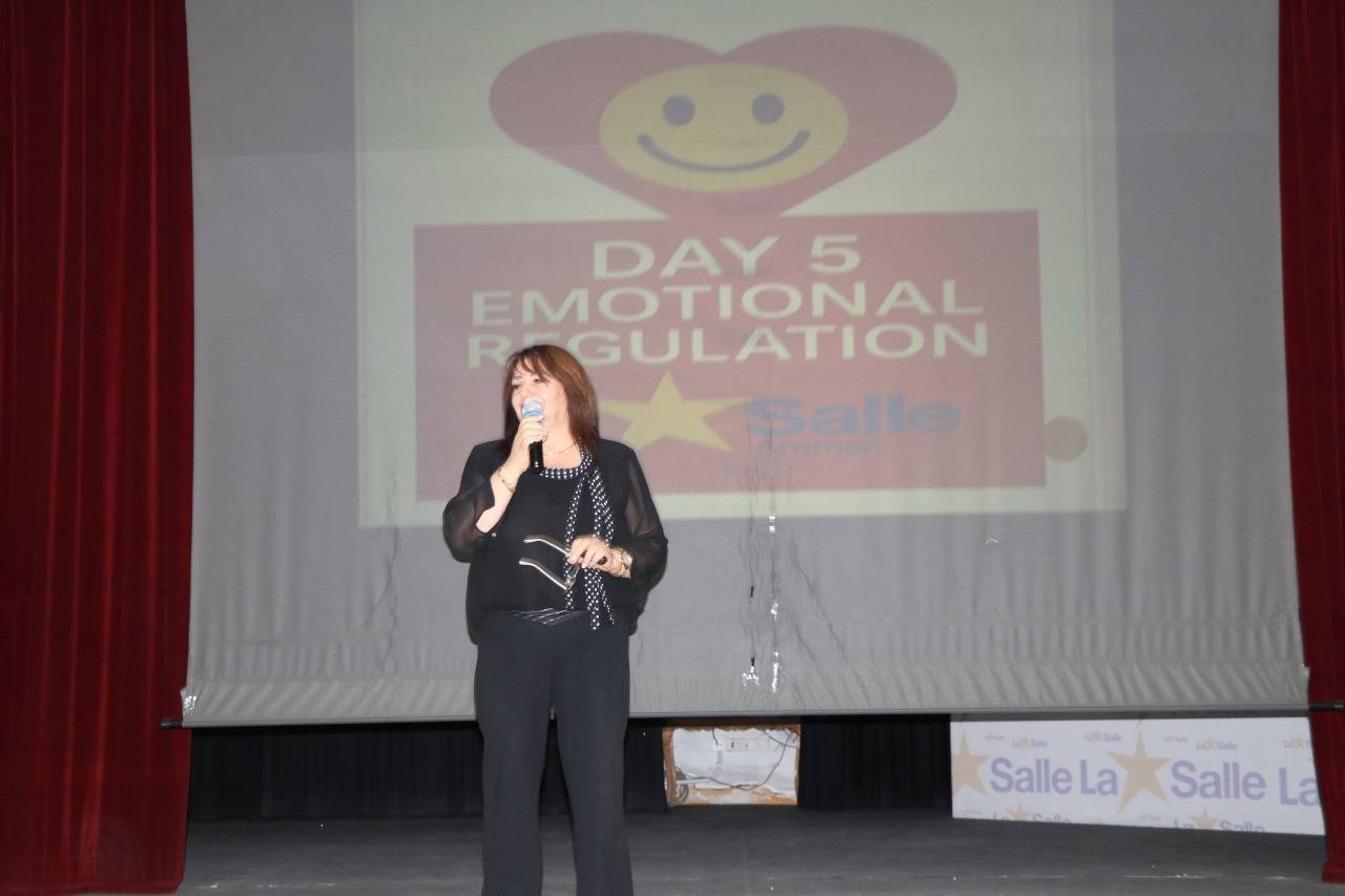 كلية دي لاسالالفرير – عمّان تختتم أسبوع التطوير المهني بورشة “الذكاء العاطفي”
