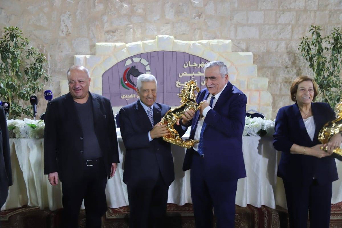 مهرجان الفحيص يكرم نخبة من مبدعي الأردن برعاية عبدالله النسور