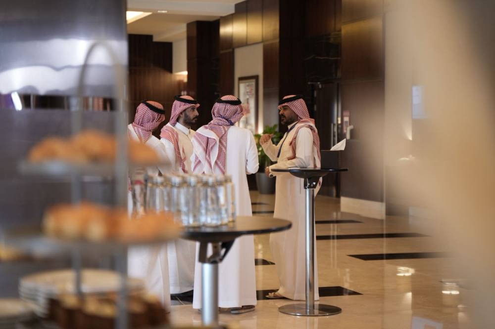 شاعر المليون» يختتم جولته الأولى في الرياض ويستعد لجولة الكويت