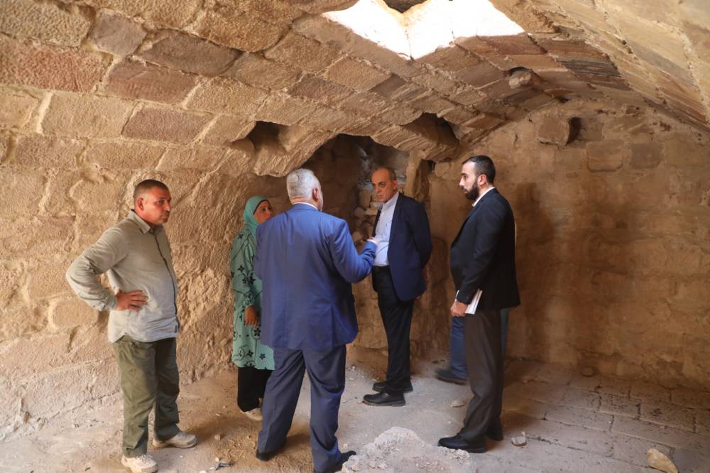 وزير السياحة والآثار يتفقد متحف أخفض مكان على سطح الأرض والمواقع الأثرية في الأغوار الجنوبية
