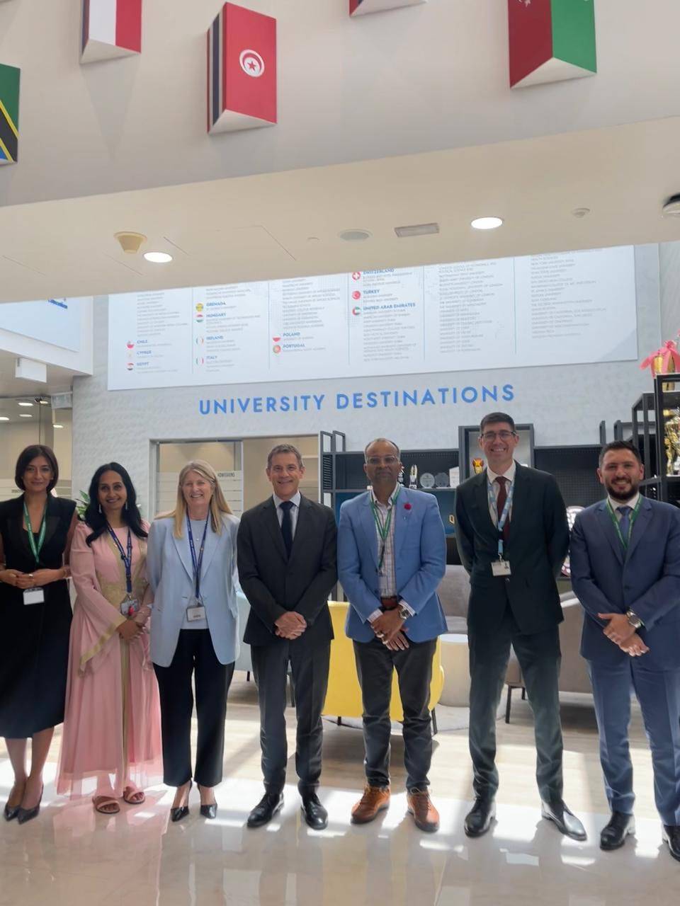 جامعة سانت جورج تتعاون مع مجموعة جيمس للتعليم لتوسيع فرص التعليم الطبي للطلاب في الإمارات وقطر