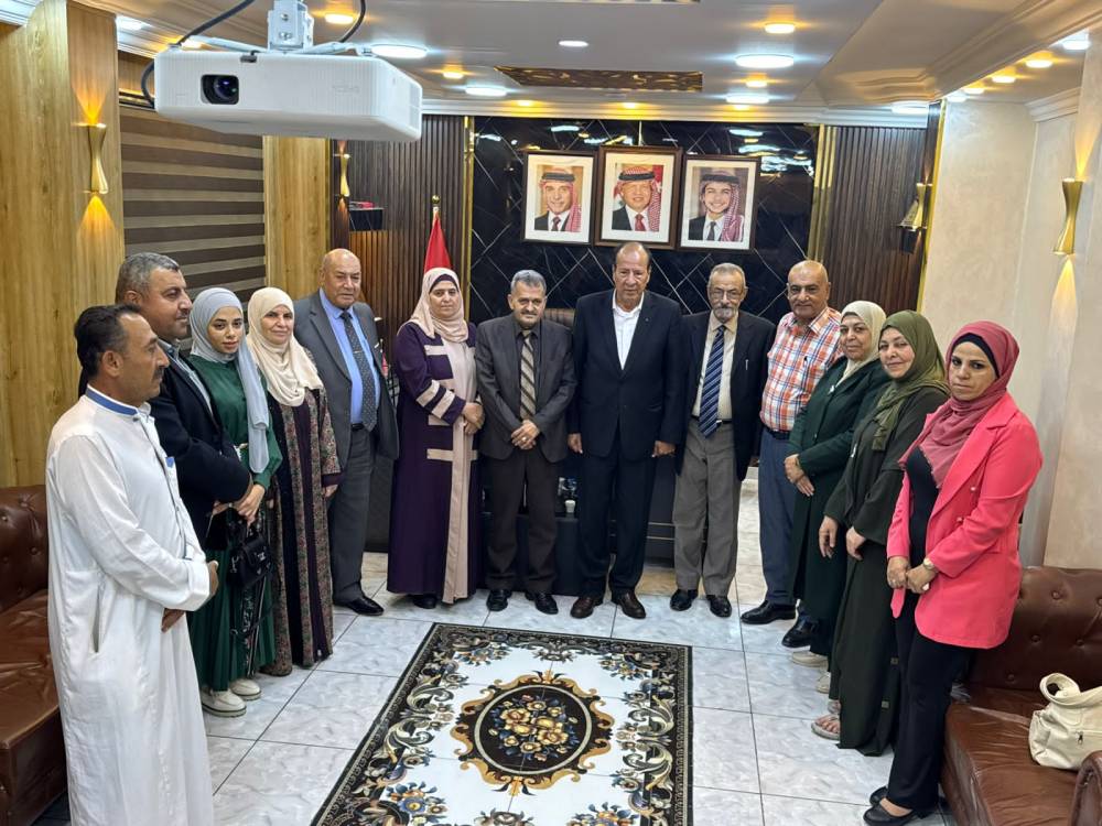 رئيس لجنة بلدية كفرنجه يلتقي وفدا من جمعية البيئة ومبادرة العمل التطوعي والاجتماعي