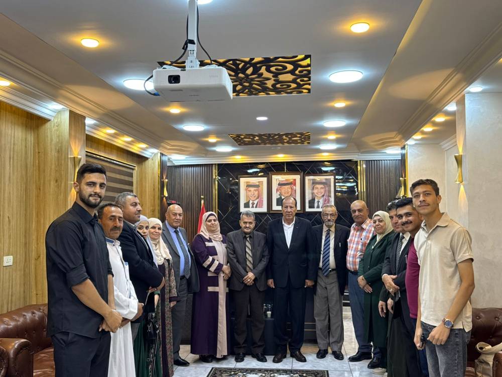 رئيس لجنة بلدية كفرنجه يلتقي وفدا من جمعية البيئة ومبادرة العمل التطوعي والاجتماعي