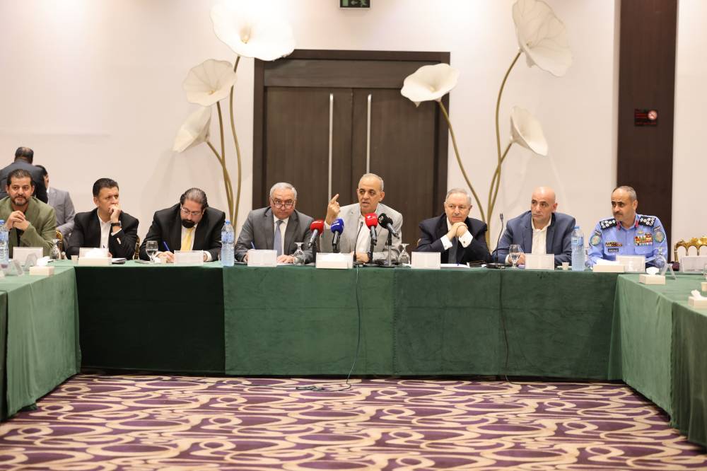 وزير السياحة يبحث مع ممثلي القطاع السياحي خطط عودة النشاط السياحي للملكة 