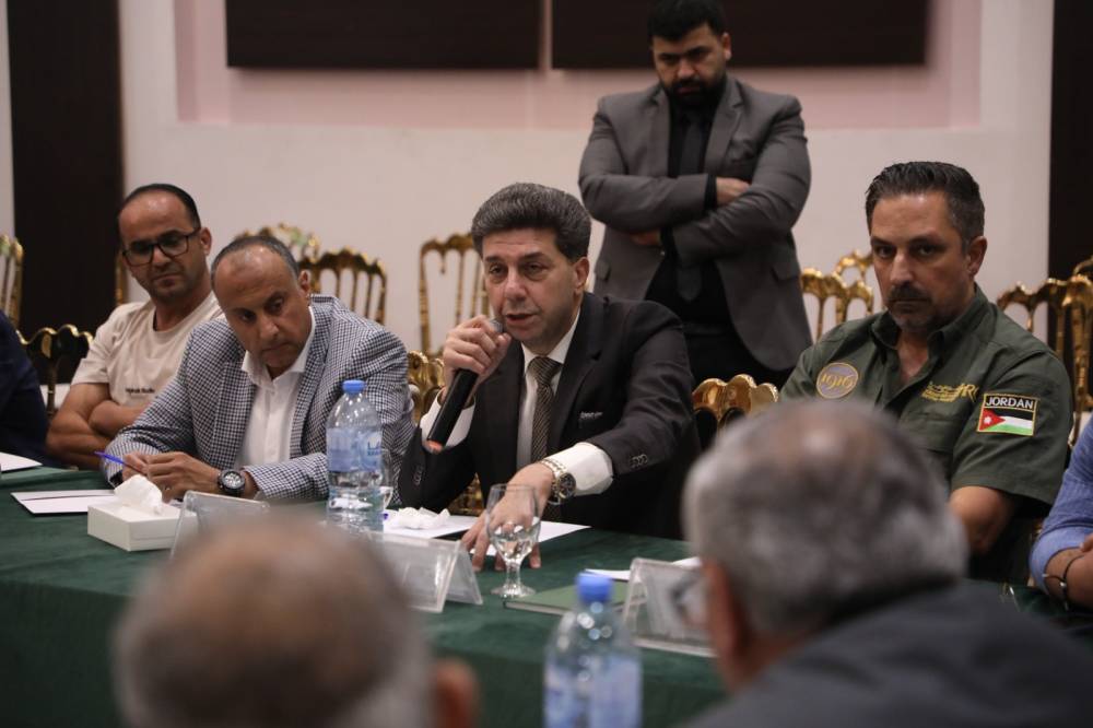 وزير السياحة يبحث مع ممثلي القطاع السياحي خطط عودة النشاط السياحي للملكة 