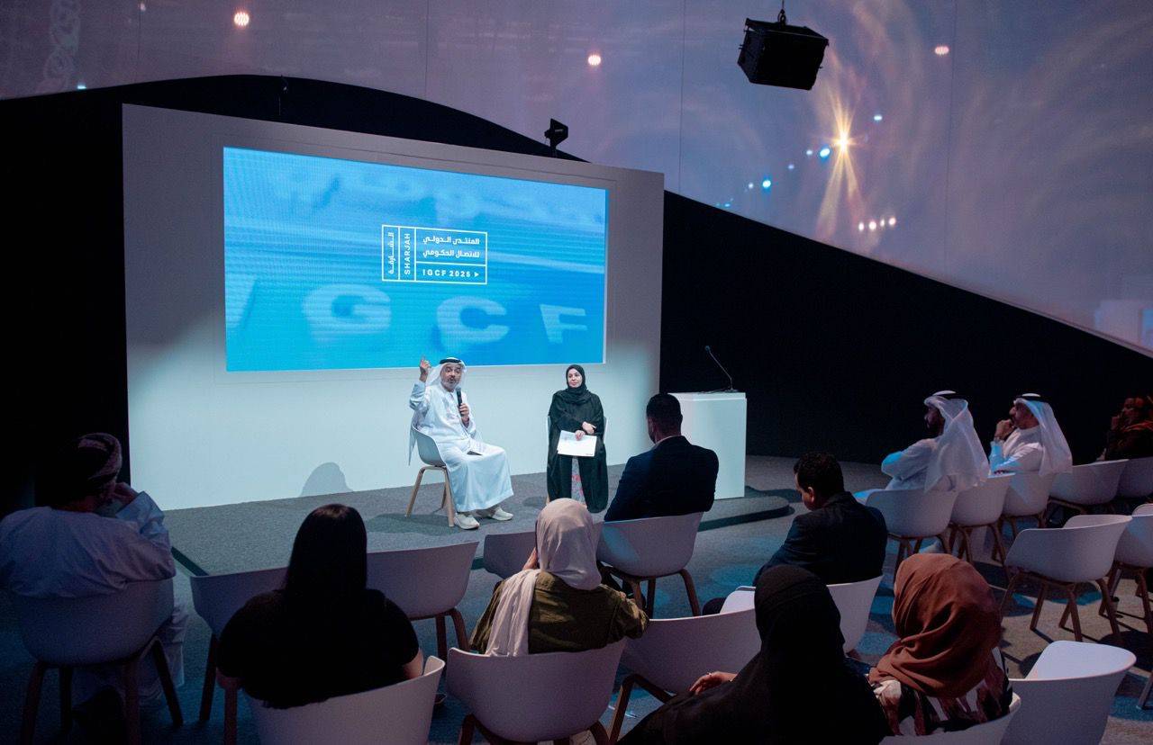 خبراء في الدولي للاتصال الحكومي 2025 يناقشون الأطر القانونية للذكاء الاصطناعي ودور الإعلام الرقمي في رفع المناعة السيبرانية