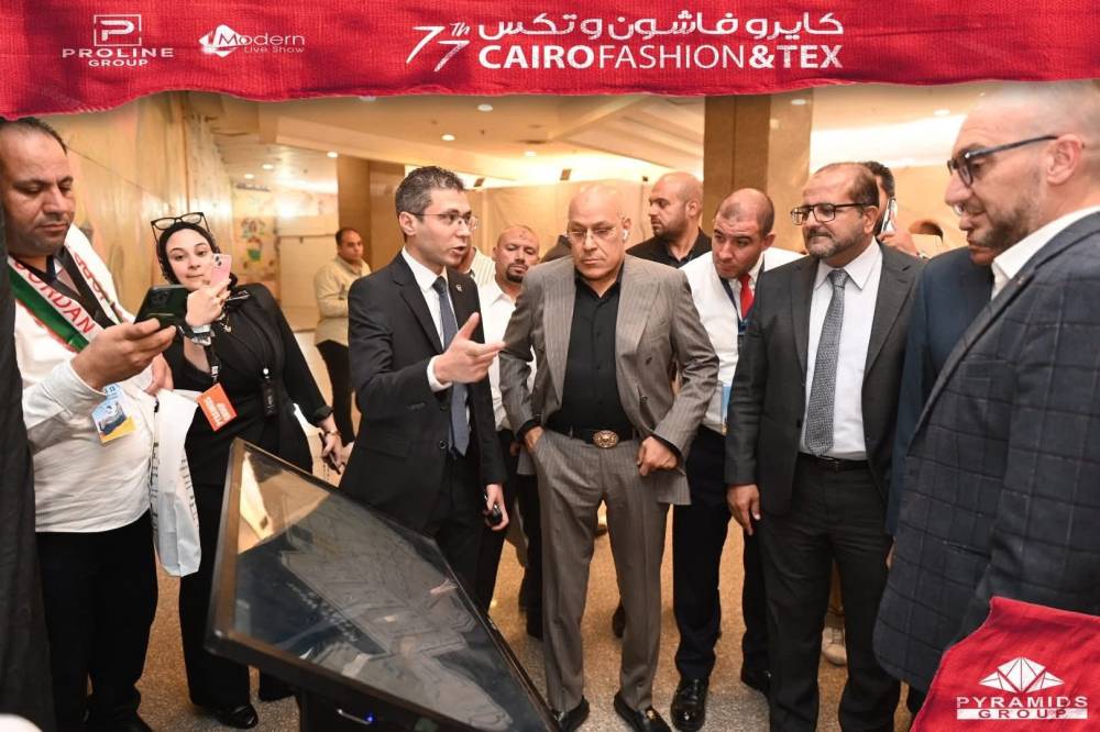 النقابة العامة لتجار الألبسة تشارك بتميز في معرض Cairo Fashion بمشاركة 23 دولة