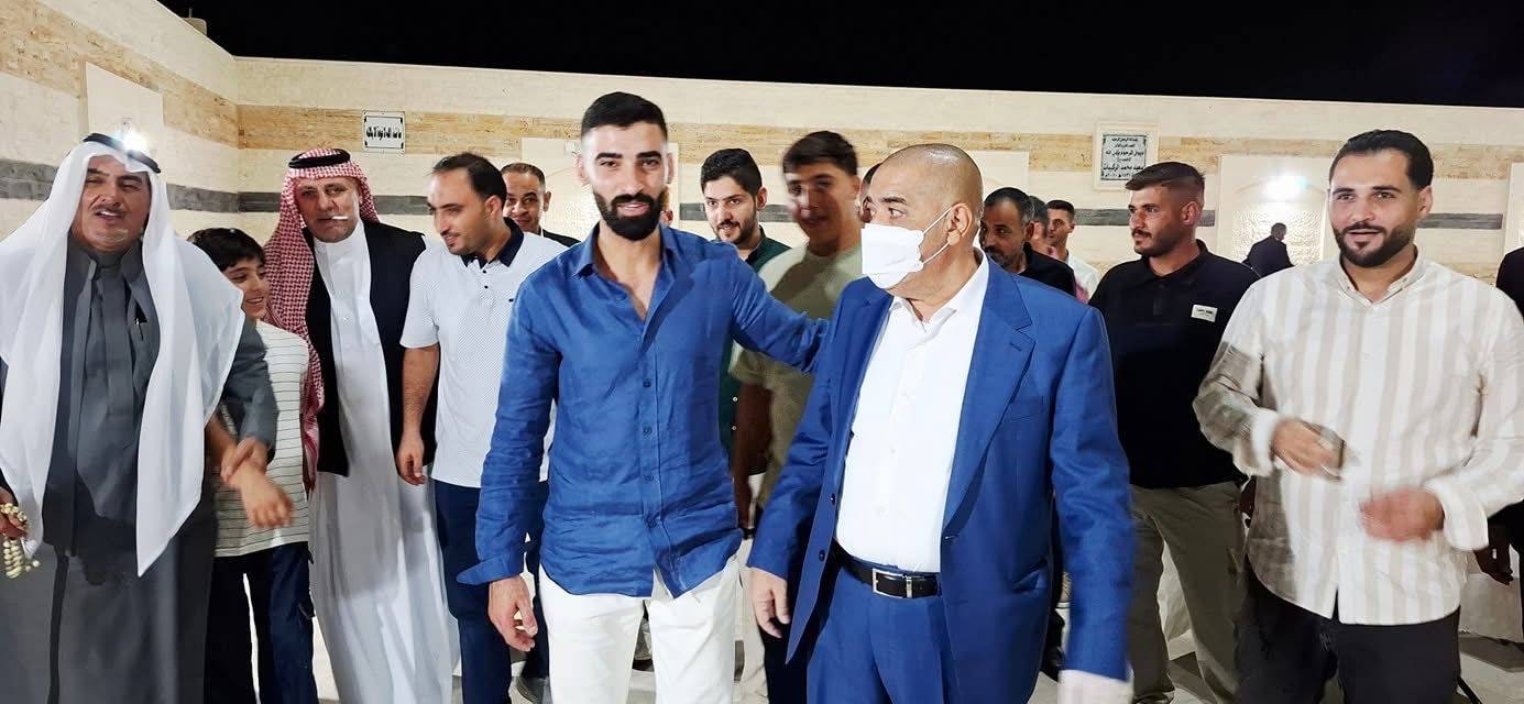 الركيبات يجمع الأصدقاء والمُحبين على مأدبة عشاء بعد أن مَنَّ الله عليه بالشفاء وإنتهاء فترة العزل الإولى ..