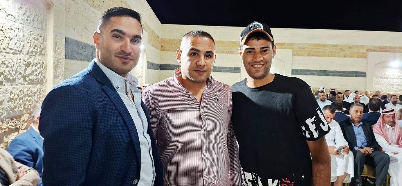 الركيبات يجمع الأصدقاء والمُحبين على مأدبة عشاء بعد أن مَنَّ الله عليه بالشفاء وإنتهاء فترة العزل الإولى ..