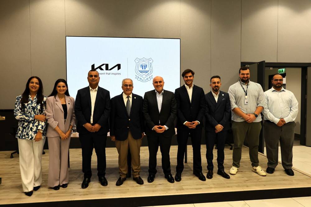 مذكرة تفاهم بين عمان الأهلية و كيا  الأردن لتعزيزالتعليم التطبيقي لتخصص المركبات الكهربائية