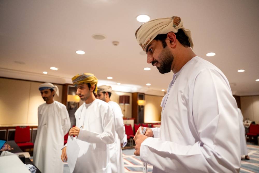 «شاعر المليون» يختتم جولته الرابعة في مسقط استعداداً لجولة أبوظبي الختامية