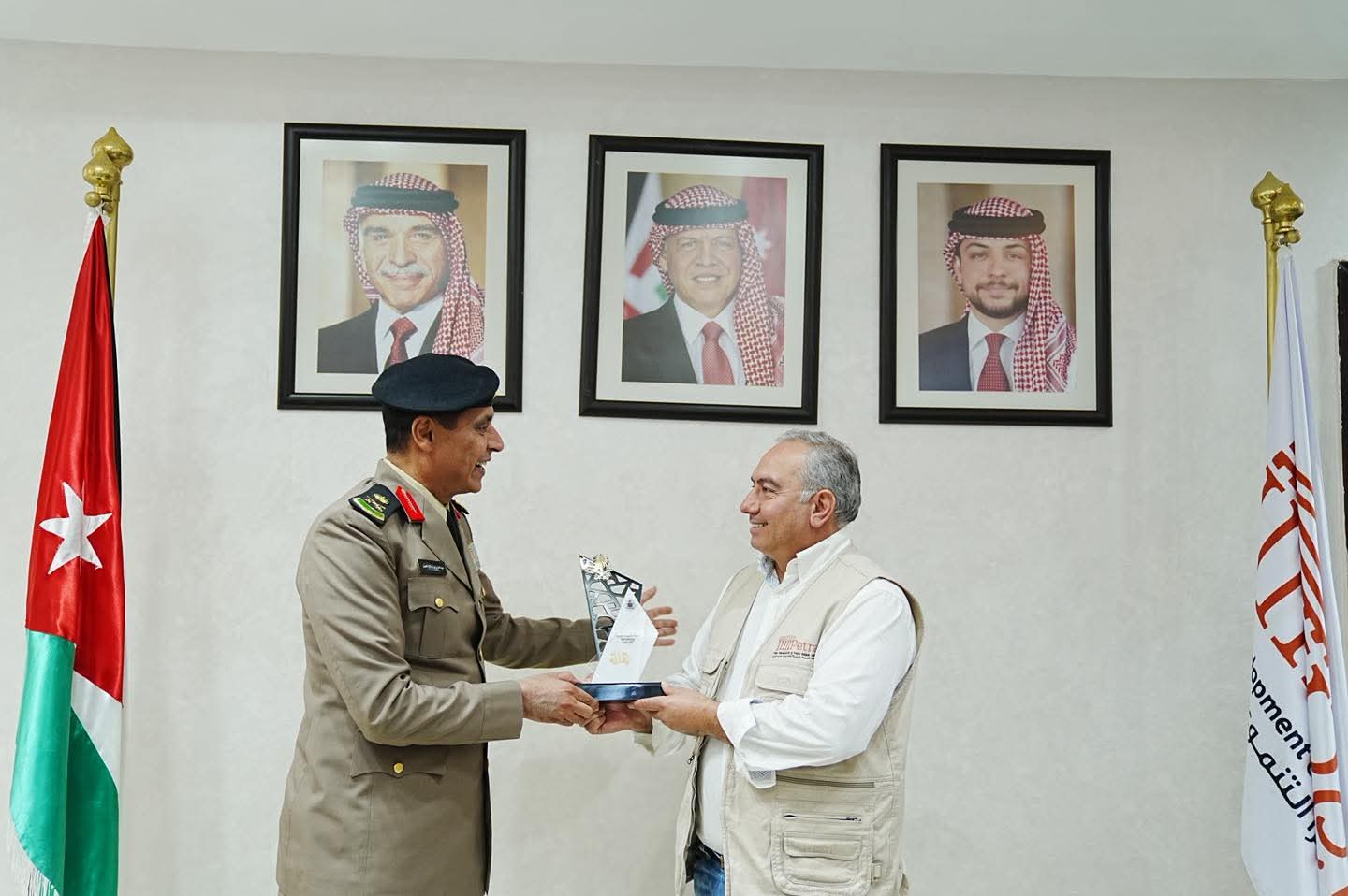 البريزات يلتقي وفداً من أجهزة الأمن السياحي من السعودية والكويت لبحث تعزيز التعاون السياحي والأمني