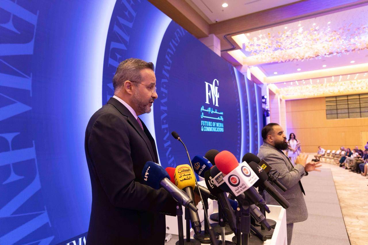 المومني: ضرورة مواجهة التضليل الإعلامي دون تقييد الحريات