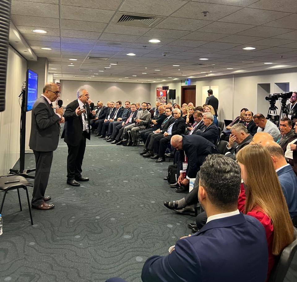 عمّان الأهلية تشارك في القمة العالمية الأولى لشعوب العالم بموسكو 