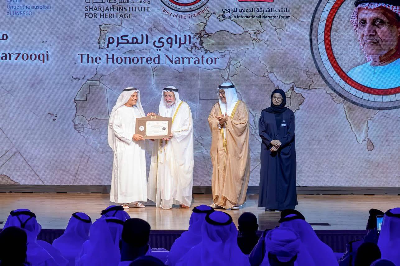 حاكم الشارقة يفتتح الدورة الـ25 من ملتقى الراوي احتفاءً باليوبيل الفضي تحت شعار “حكايات الرحّالة”