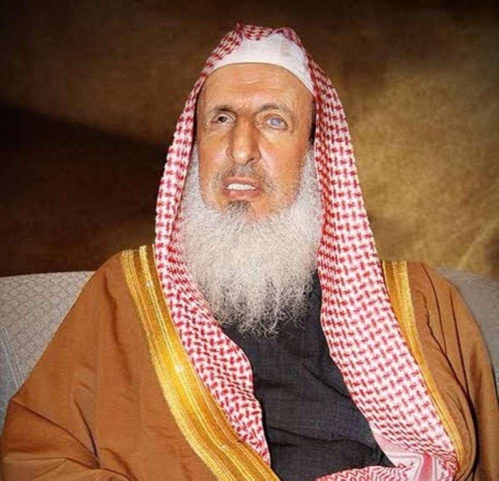 وفاة مفتي عام السعودية الشيخ عبدالعزيز آل شيخ