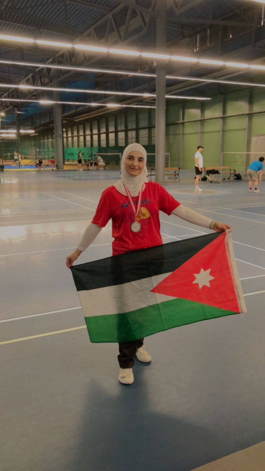 نسرين حمادة تحصد المركز الثاني في بطولة الراكتلون العالمية