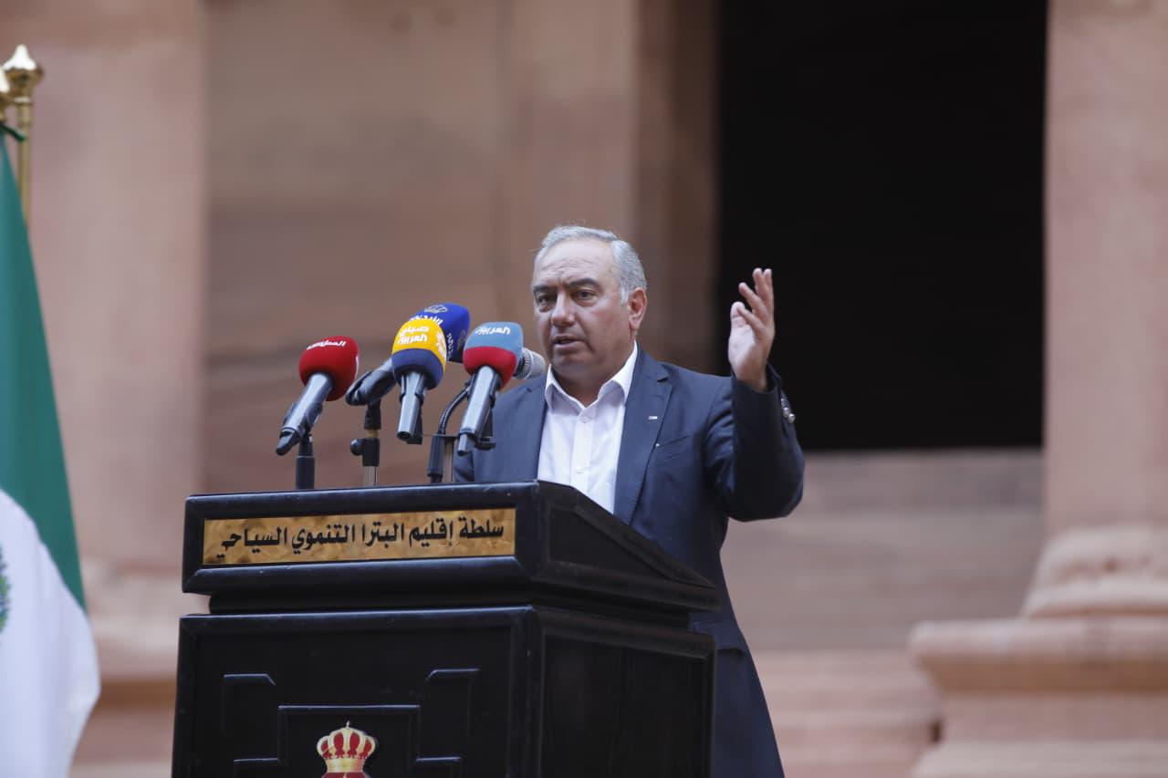 البترا تحتضن توقيع اتفاقيات تعاون دولية مع ريو دي جانيرو والمكسيك ضمن احتفالات يوم السياحة العالمي وقمة عجائب الدنيا السبع الجديدة 