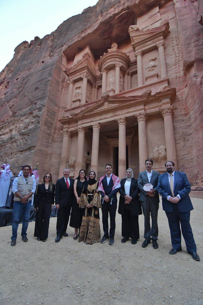البترا تحتضن توقيع اتفاقيات تعاون دولية مع ريو دي جانيرو والمكسيك ضمن احتفالات يوم السياحة العالمي وقمة عجائب الدنيا السبع الجديدة 