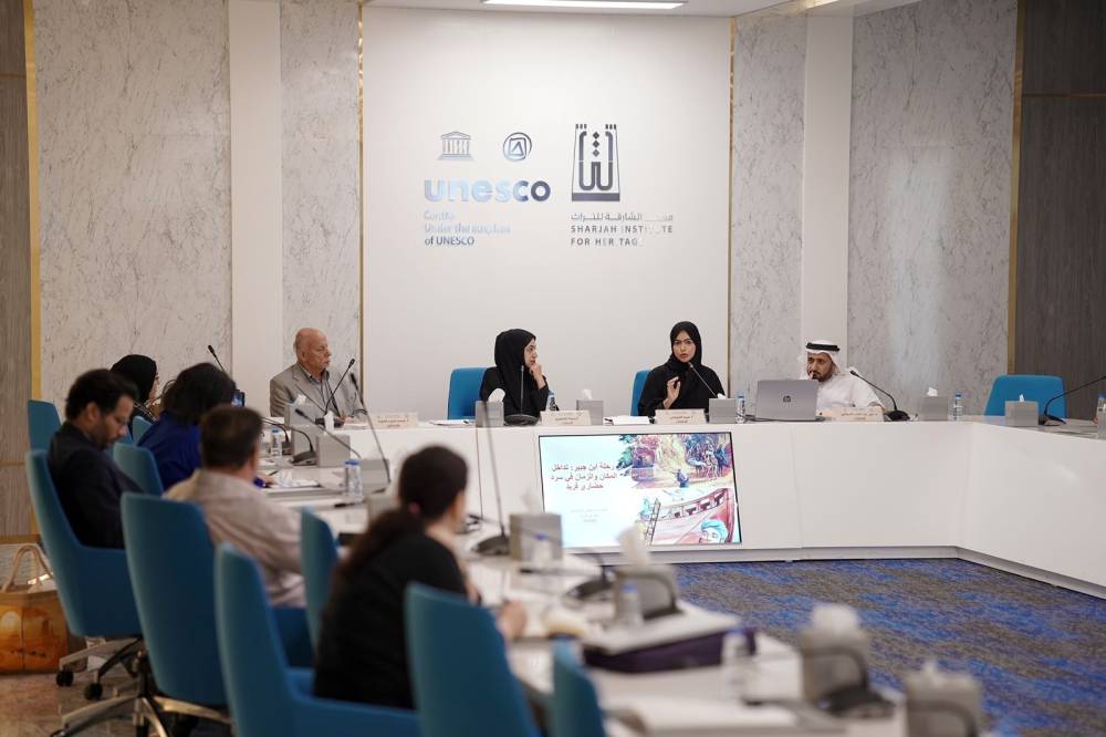 جلسات علمية مكثفة للراوي ( 25 ) رحلات الأدباء تكشف عن تجارب رائدة في عوالم جديدة